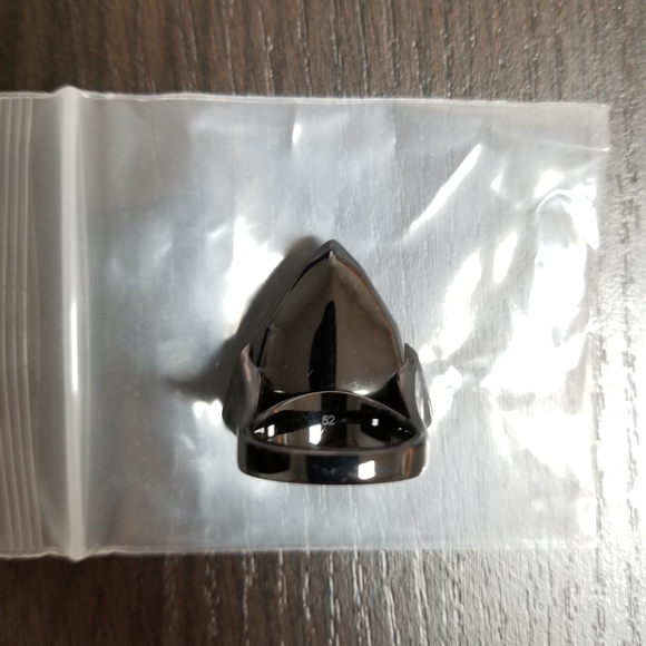 Swarovski Triangle Crystal Ring - Picture 6 of 6